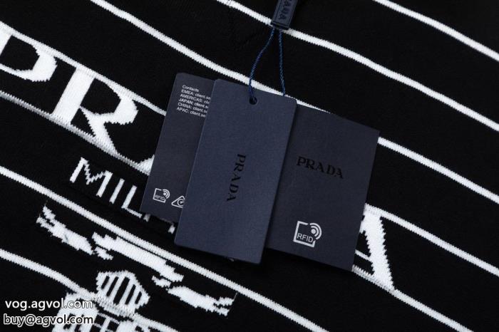 PRADA半袖Tシャツスーパー コピー 通販好印象123%2025年秋冬のトレンド_0_0