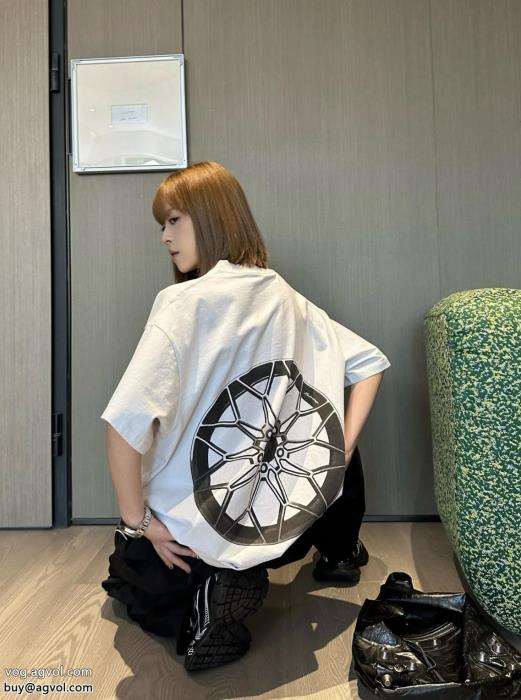 半袖Tシャツブランド スーパー コピー高品質オシャレな印象にbalenciaga_0_4