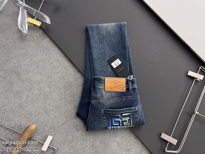 GIVENCHYコピー 商品 販売ジーンズ23SS 秋冬最新作 海外発今年もトレンド_0_3
