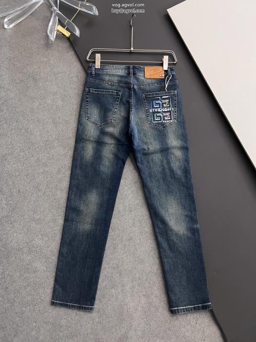 GIVENCHYコピー 商品 販売ジーンズ23SS 秋冬最新作 海外発今年もトレンド_0_4
