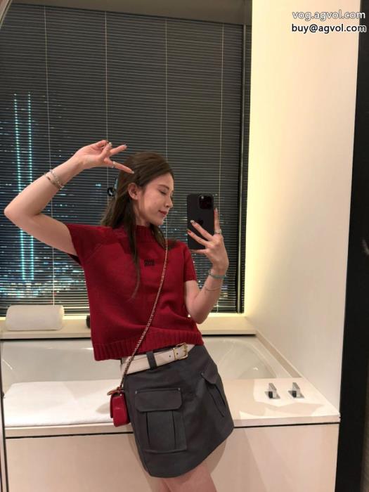 半袖Tシャツ季節感をプラス人気商品注目新ブランドブランド 通販 激安MIUMIU_0_0