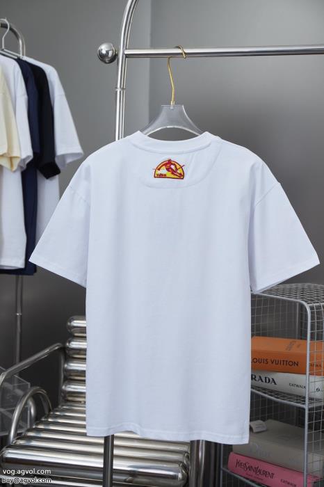 今年の冬は着こなし最安値ブランド 品 激安 通販半袖TシャツLOUIS VUITTON_0_0