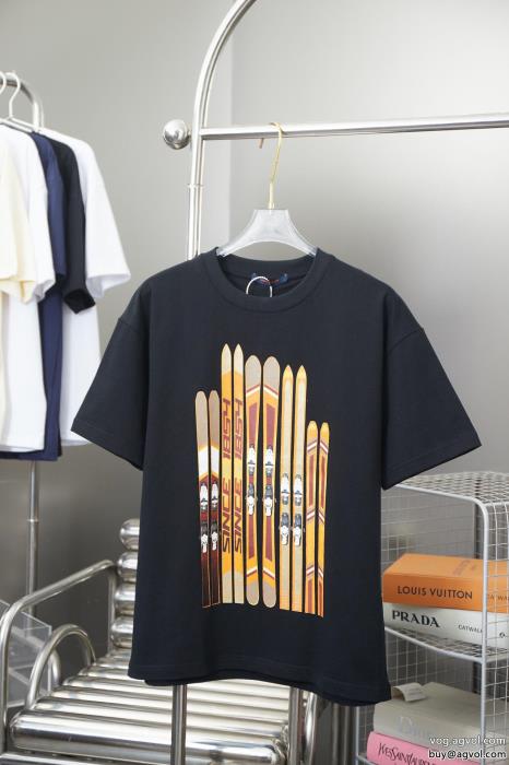 今年の冬は着こなし最安値ブランド 品 激安 通販半袖TシャツLOUIS VUITTON_0_3