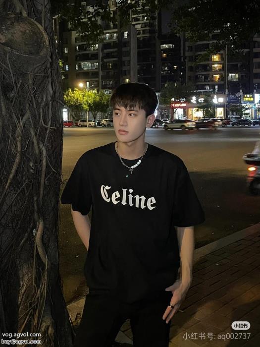 激安 ブランド 通販円高還元Sale清潔感の高い新品半袖TシャツCELINE_0_3
