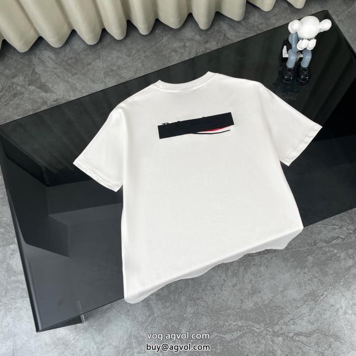 最新人気　話題沸騰中冬のいいのアイテム半袖Tシャツ激安 通販 専門balenciaga_0_2