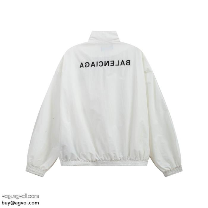 クラシックな雰囲気のトップス冬の大人カジュアルスーパー コピー 品コートbalenciaga_0_1