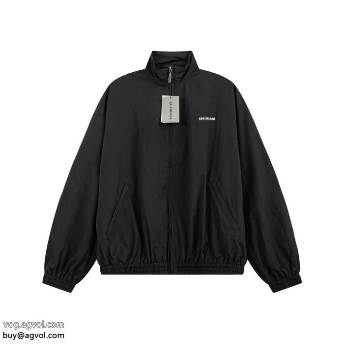 クラシックな雰囲気のトップス冬の大人カジュアルスーパー コピー 品コートbalenciaga_0_3