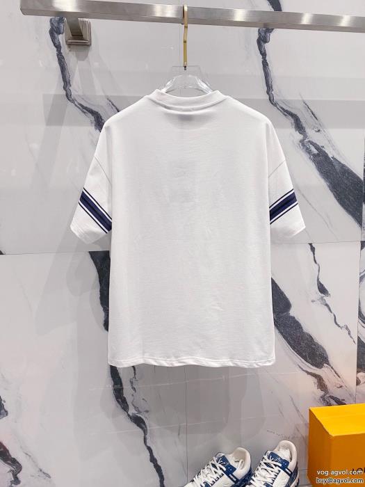 海外限定岩ちゃん愛用半袖Tシャツ偽物 ブランド 激安バーバリー_0_0