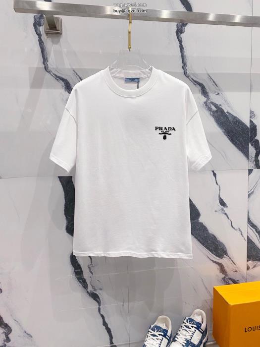 PRADAコピー 商品 通販半袖Tシャツ今年のトレンドカラー人気上昇中_0_1