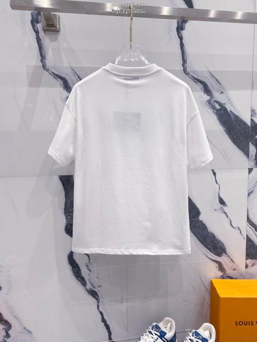 プラダ根強い人気定番商品センス抜群ブランド 偽物 通販半袖Tシャツ_0_2
