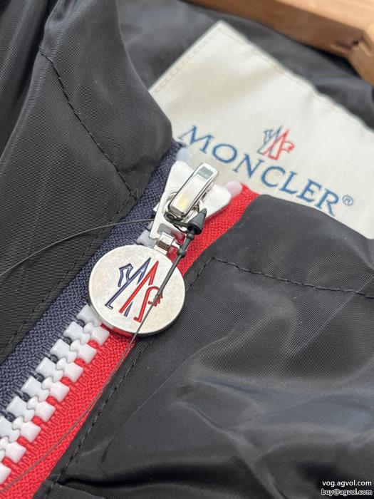コートMONCLER知的な雰囲気冬着物人気上昇中激安 ブランド_0_4