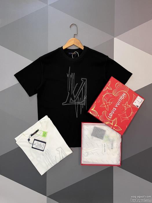 再入荷が嬉しい定番が欲しい方LOUIS VUITTON半袖Tシャツブランド 偽物 通販_0_1