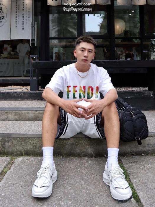 風合いが魅力注目新ブランドコピー 商品 通販半袖TシャツFENDI_0_3