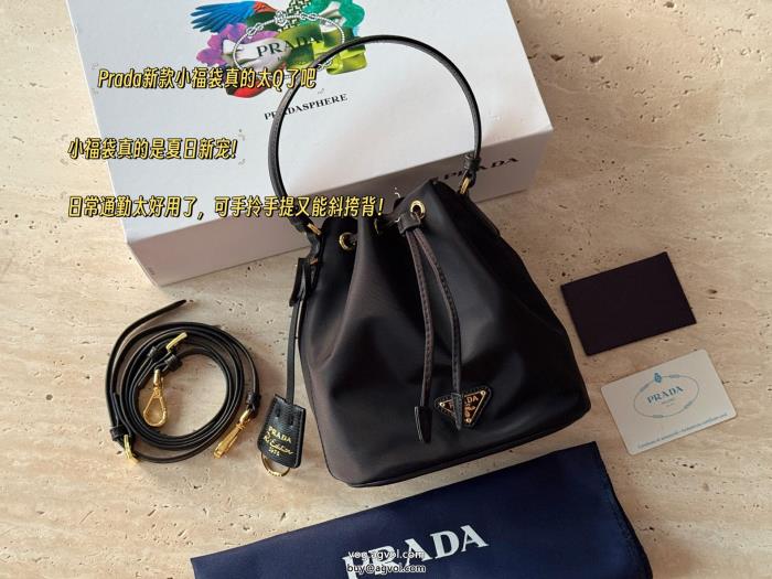 大特価　新作限定カワイイ雰囲気バッグPRADAブランド 偽物 通販_0_1