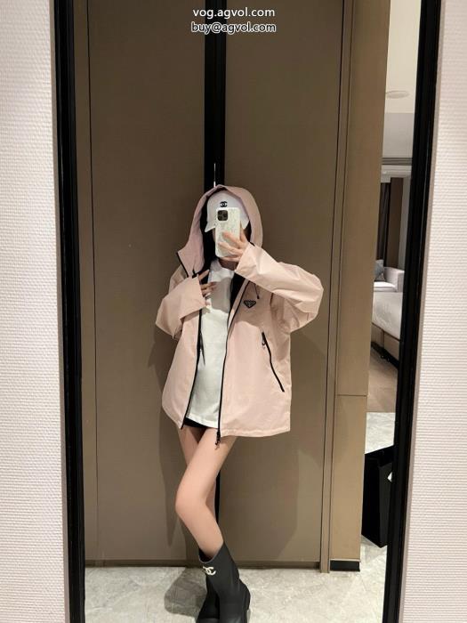 PRADAコート期間限定VIPセール大人の余裕が漂うブランド 品 コピー_0_4