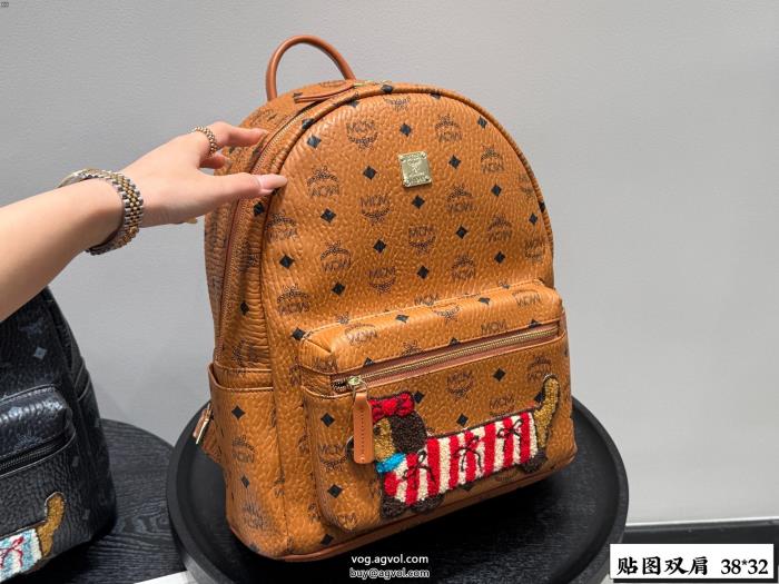 バッグ23AWの最新アイテムトレンドの最先端に偽 ブランド 販売MCM_0_4