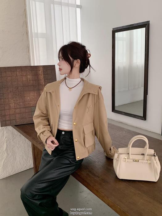 コピー ブランド 販売高級感も漂い可愛い完売確実  大人気コートCELINE_0_3