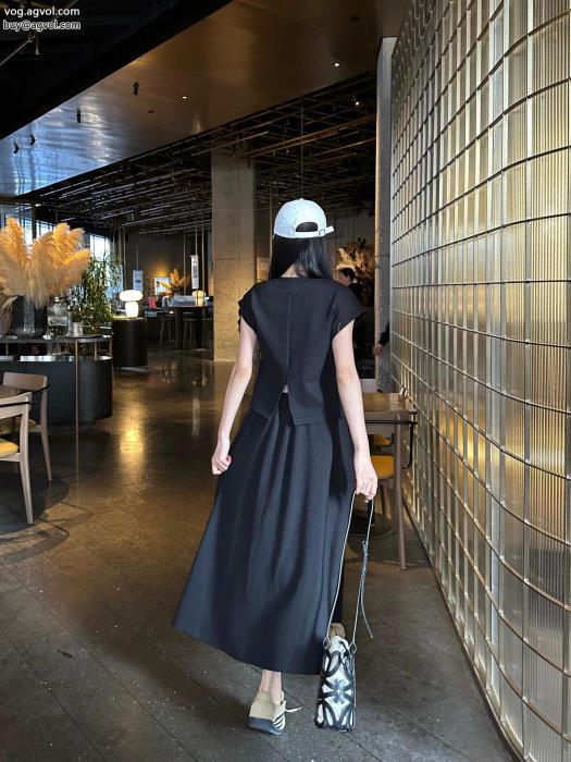 雑誌掲載も多数注目の新作洗練された印象セット偽 ブランドセリーヌ_0_2