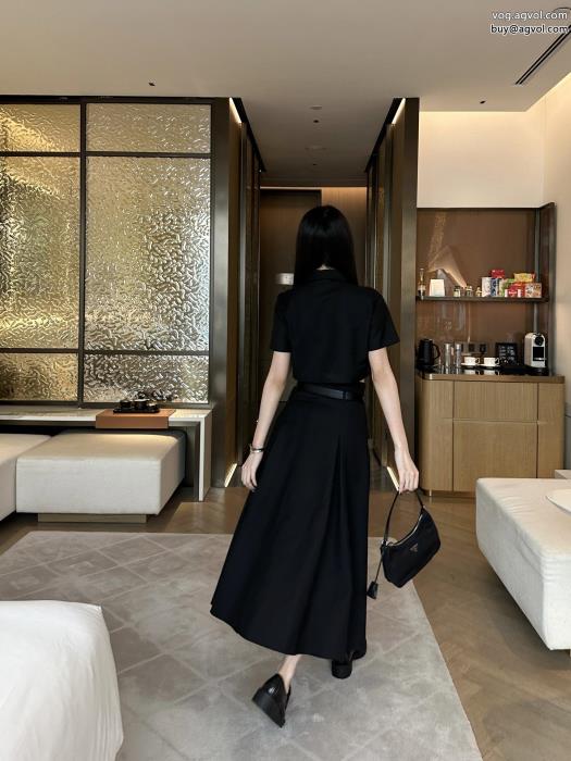 コピー ブランド 通販 安心通勤の定番都会的な印象のスタイルPRADAセット_0_2