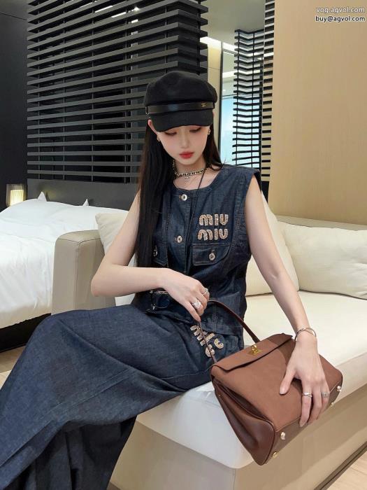 偽 ブランド 販売最旬のスタイル大人感漂う2025新作MIUMIUセット_0_2