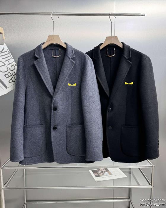 偽物 ブランド唯一無二の存在大人気セールコートFENDI_0_2