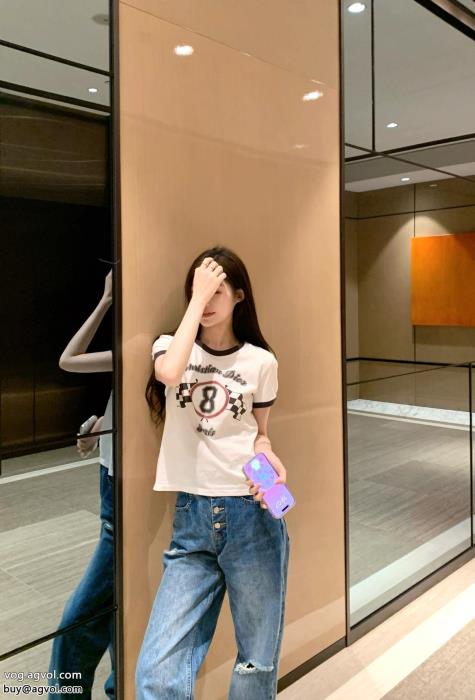 半袖Tシャツスーパー コピー 品今流行春らしい繊細なアイテムDIOR_0_2