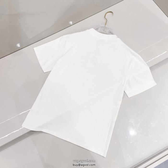 MONCLER半袖Tシャツ新作限定　人気沸騰中必需品ブランド 偽物_0_2