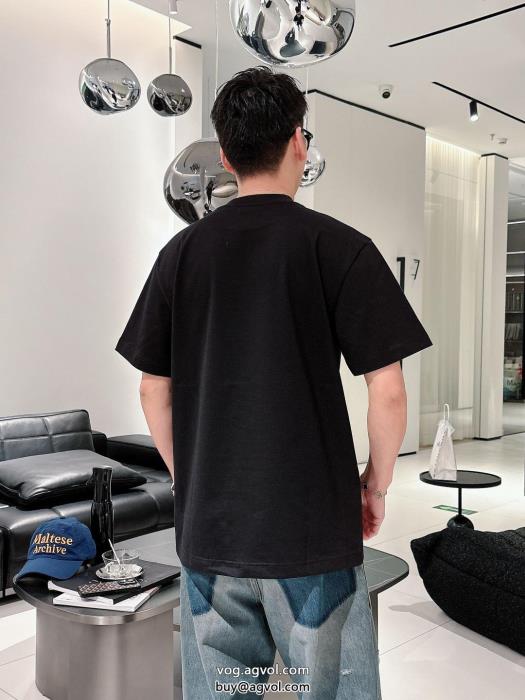 VERSACEコピー 商品 販売期間限定セール今季流行りの人気新作半袖Tシャツ_0_0