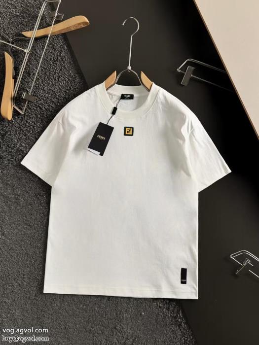 春の新生活2025のトレンド半袖Tシャツコピー 商品 販売FENDI_0_2