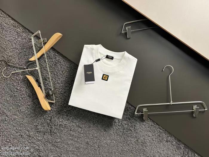 春の新生活2025のトレンド半袖Tシャツコピー 商品 販売FENDI_0_4