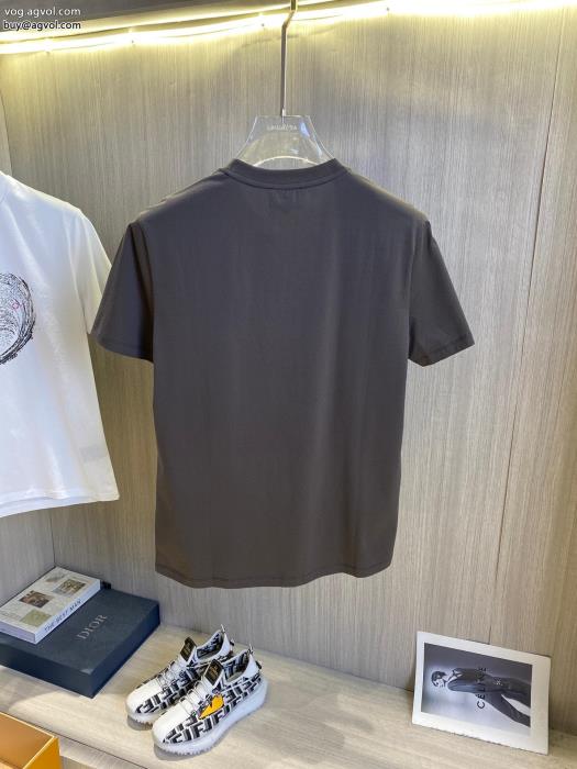 ブランド コピー 着払い2022-23AW☆韓国の人気元気な印象にルイ ヴィトン半袖Tシャツ_0_1