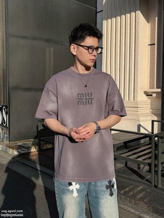 偽物 ブランド 激安半袖Tシャツ話題沸騰2025夏に意外と人気な新作ミュウミュウ_0_0