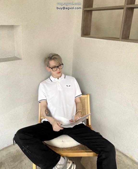 半袖Tシャツブランド コピー 激安大人の色味高品質素材フェンディ_0_2