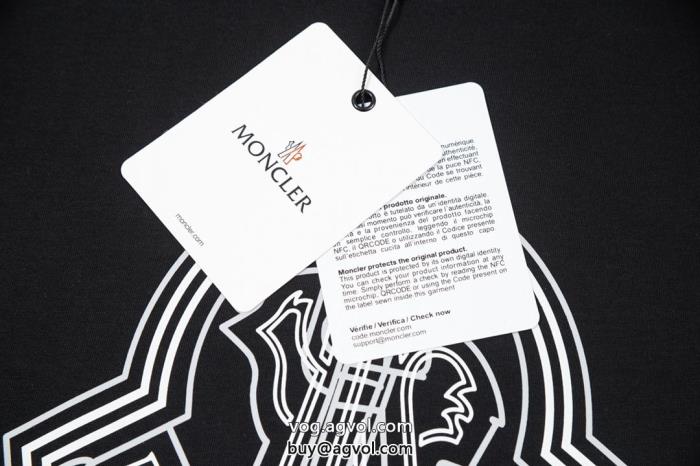 MONCLER着心地のいい毎年大人気商品コピー ブランド 通販 安心半袖Tシャツ_0_1