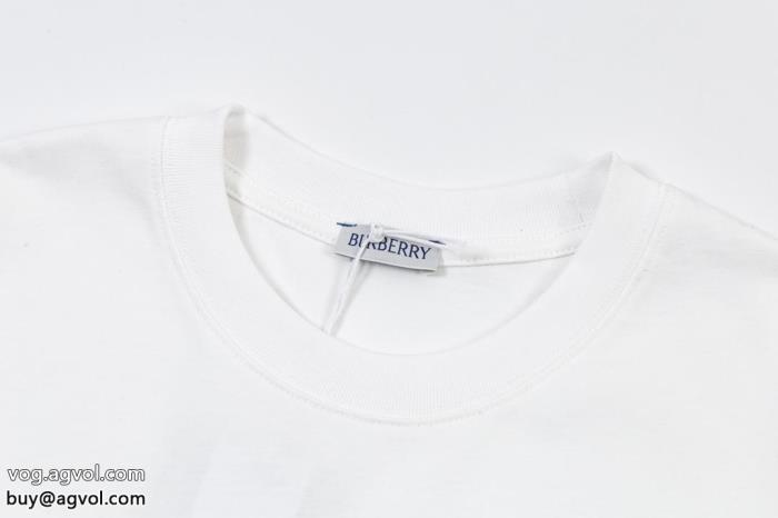 激安 ブランド 通販バーバリー半袖Tシャツヴィンテージ感上品な印象に格上げ_0_2