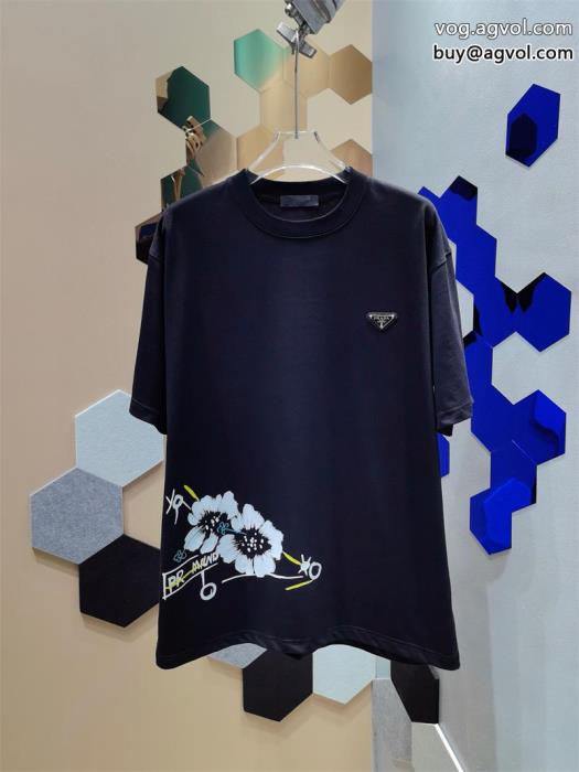 日本完売高級感も漂いブランド レプリカPRADA半袖Tシャツ_0_4