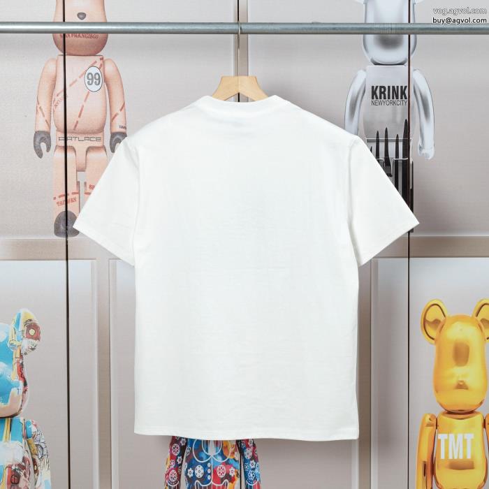 コピー 商品 販売BURBERRYカジュアルを一歩大人に大人気限定カラー半袖Tシャツ_0_2