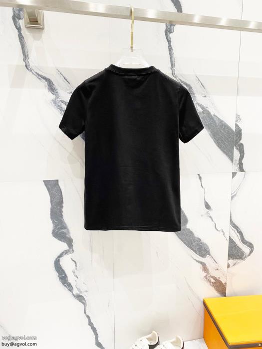 半袖TシャツMIUMIU偽 ブランド 販売夏らしい品格が漂う2025年夏最新作_0_1