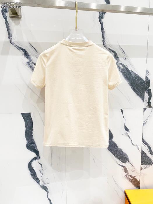顧客優待セール大注目国内完売数量限定半袖Tシャツブランド コピー ショップミュウミュウ_0_2