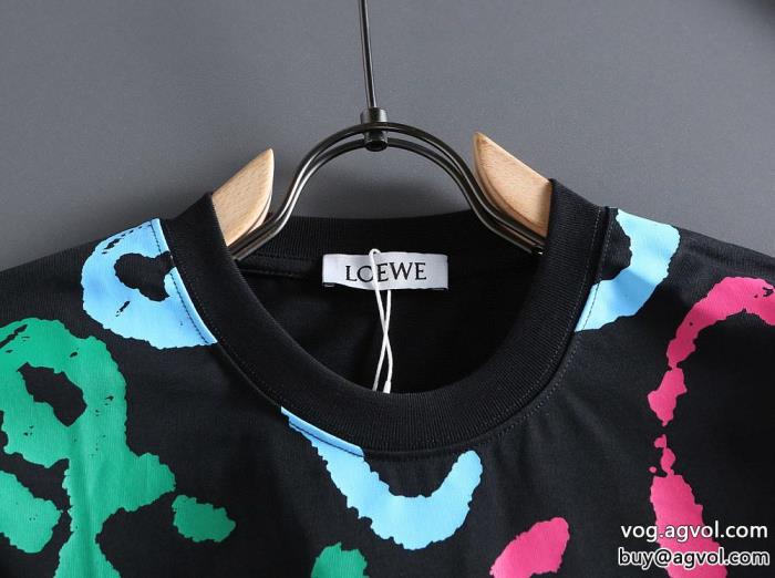 半袖Tシャツ偽物 ブランドリッチな印象にラグジュアリーな雰囲気LOEWE_0_4