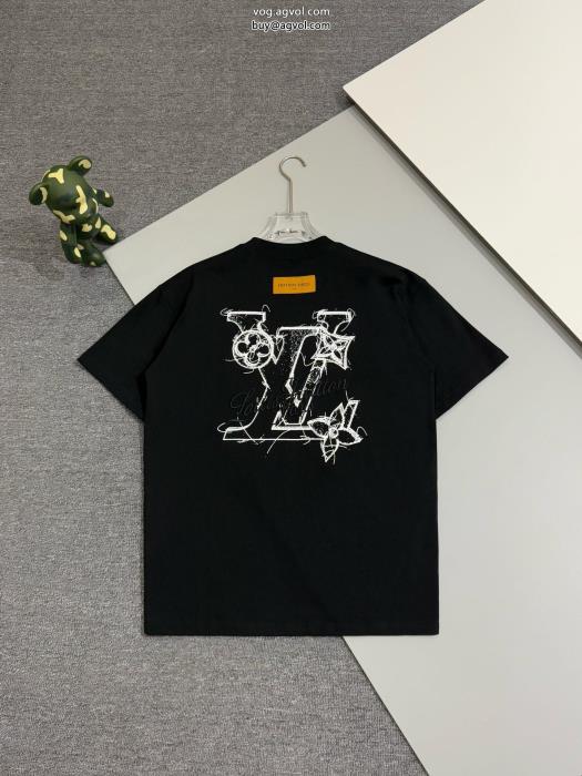 トレンドの最先端に海外大人気アイテム半袖Tシャツブランド コピー  LOUIS VUITTON_0_0