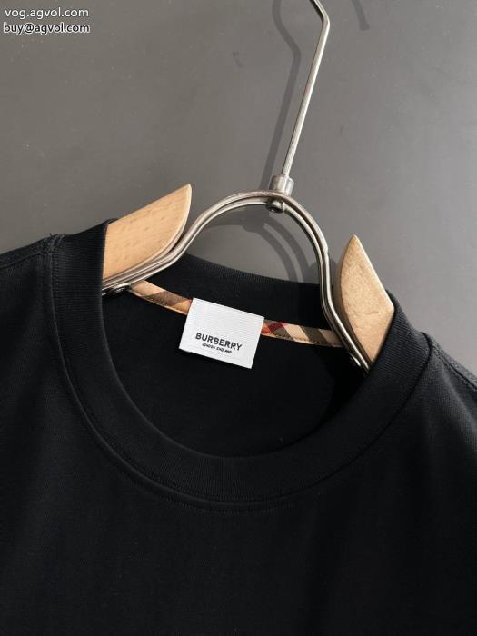 都会的な印象のスタイル高級感も漂いコピー ブランド 販売BURBERRY半袖Tシャツ_0_1