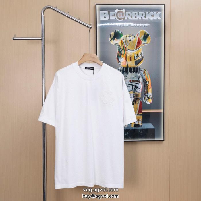 半袖Tシャツ偽 ブランド 販売CHROME HEARTS抜け感を出す大人の色味_0_1