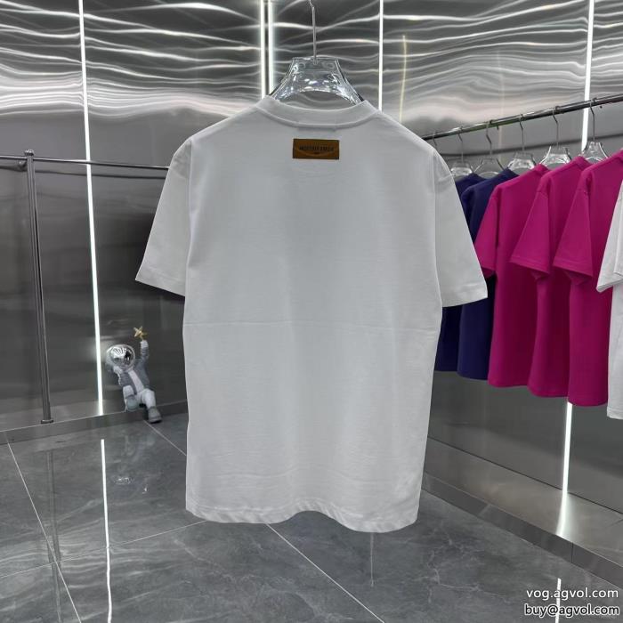 着心地の良い2025年新作モデルブランド スーパー コピー 優良半袖TシャツLOUIS VUITTON_0_0