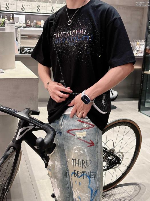 ジバンシーブランド コピー 販売 春の新生活人気の高い半袖Tシャツ_0_3