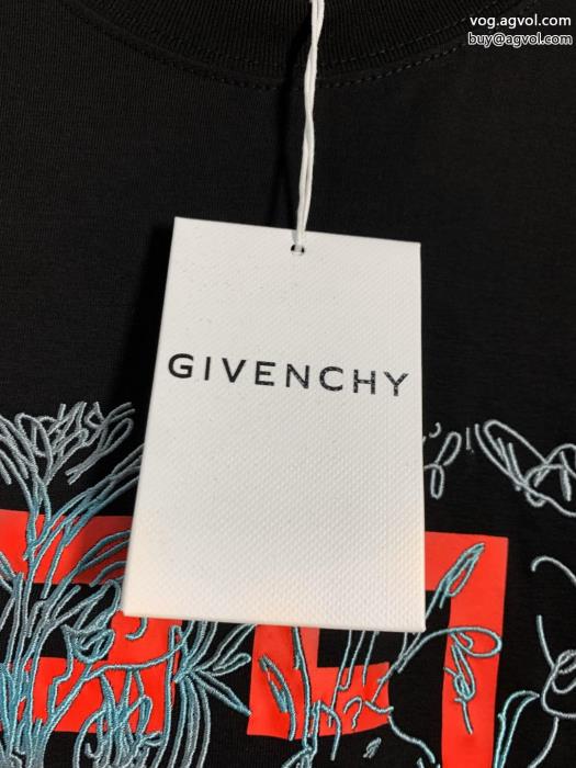 2025新作新品高いクオリティ半袖TシャツGIVENCHY偽物 ブランド ショップ_0_3