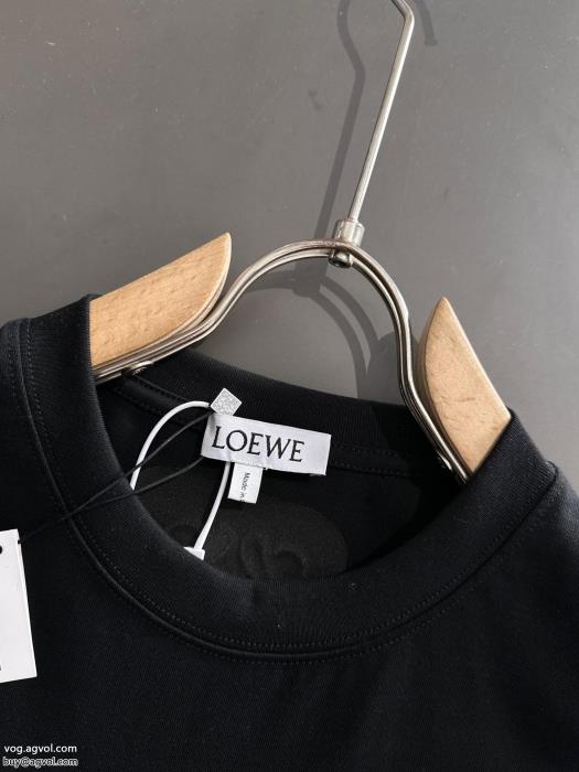 ロエベ清潔感溢れる最安価格新品ブランド コピー  半袖Tシャツ_0_5