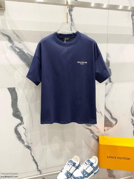 BALMAIN今季はファション感漂う毎日に上質を 半袖Tシャツコピー 通販_0_2