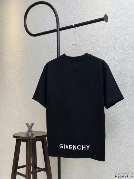 コピー 品 販売半袖Tシャツ清涼感洒落感を演出する！ジバンシー_0_4