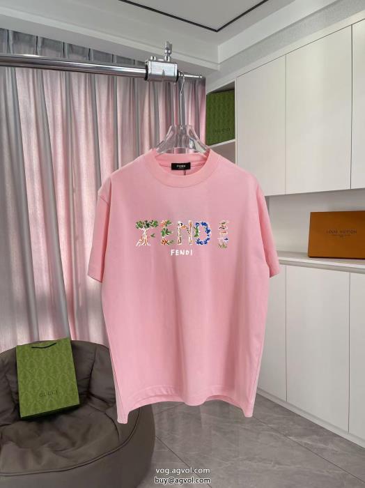 偽物 ブランドFENDI半袖Tシャツ毎シーズン人気が高い狙い目_0_1